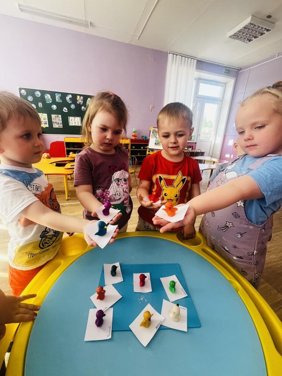 Маленькие птенчики