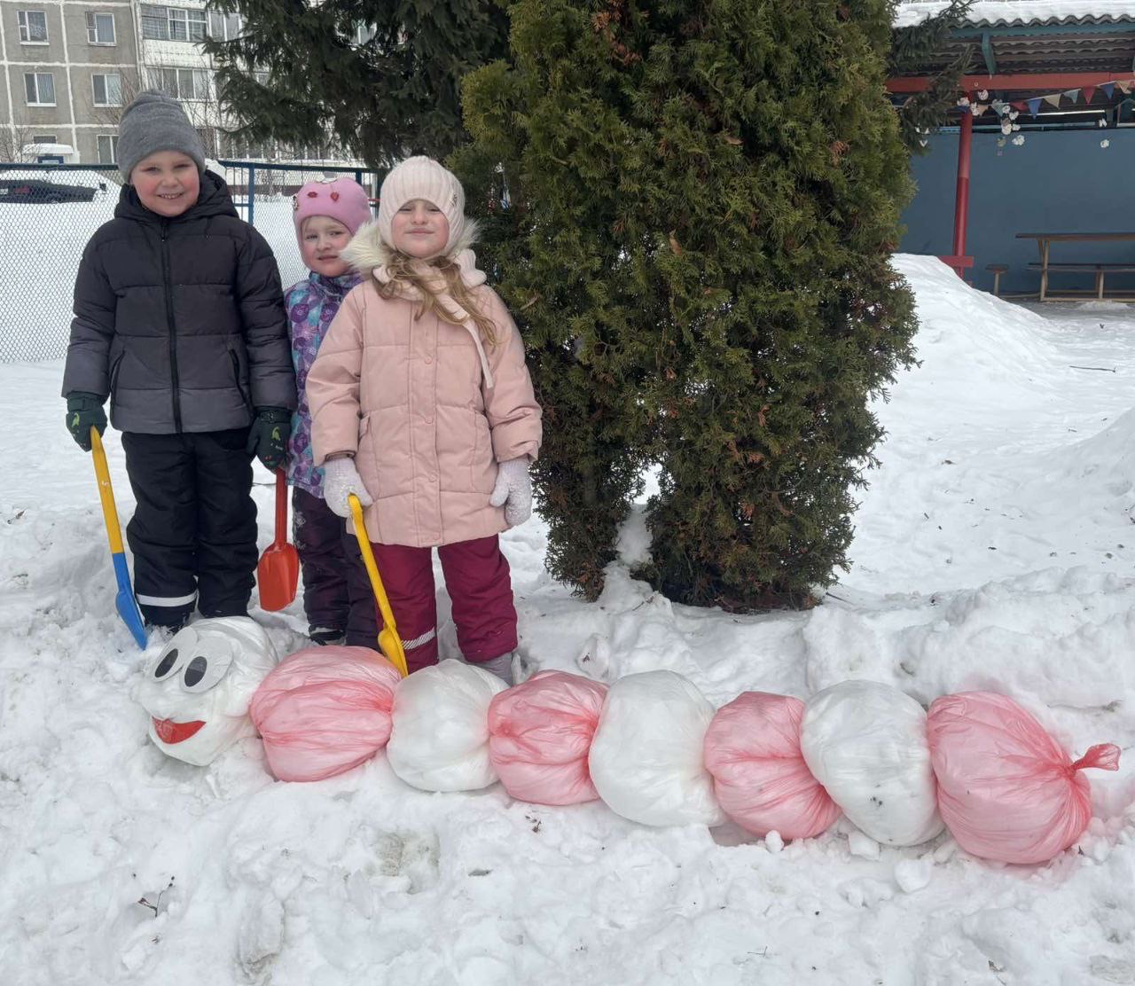 Веселая гусеница 