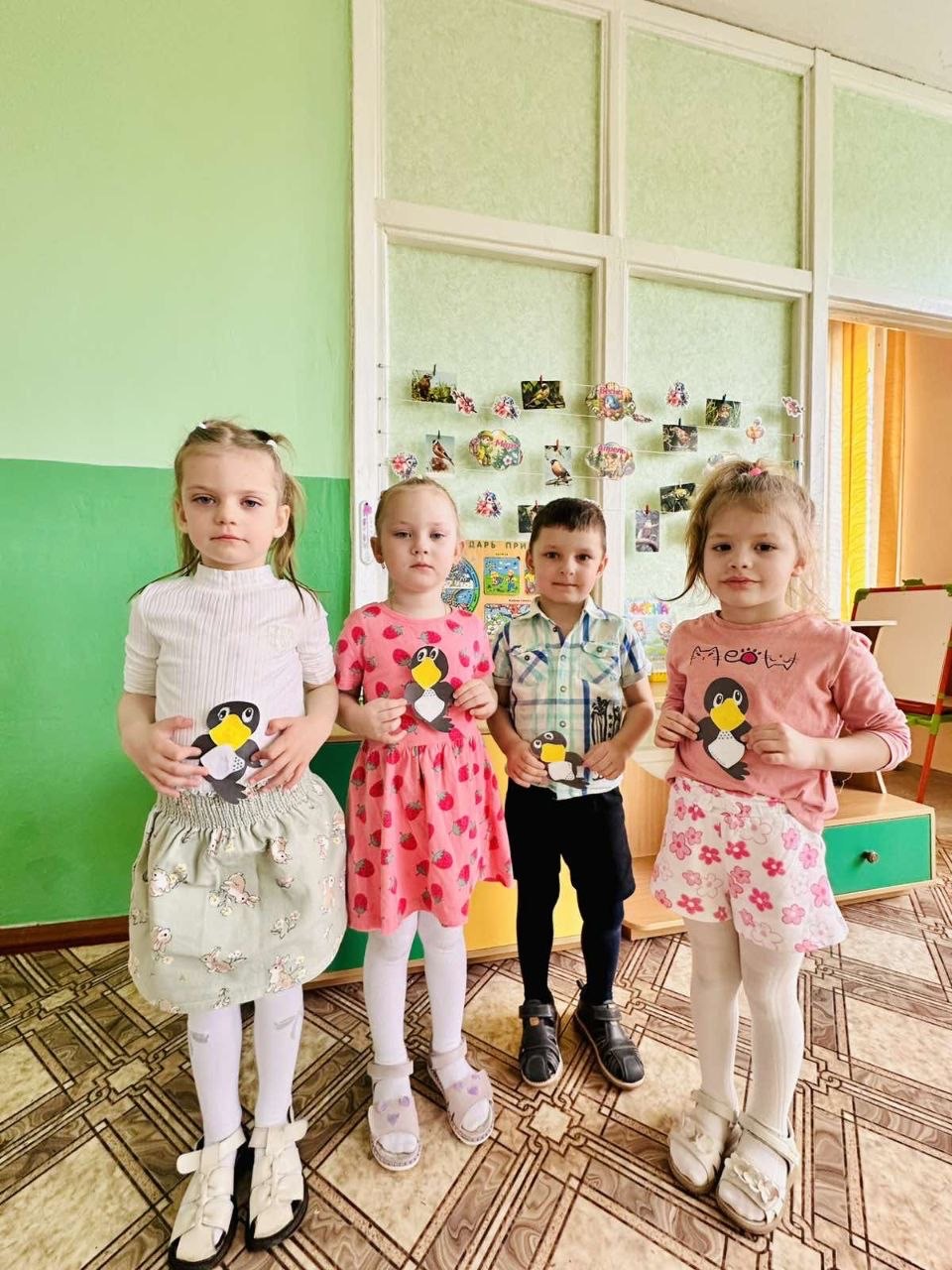 Аппликация: Ворона