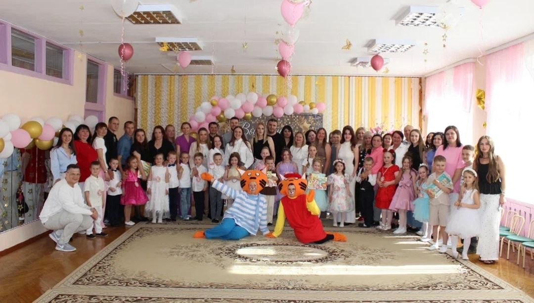 В добрый путь, наши милые  выпускники!